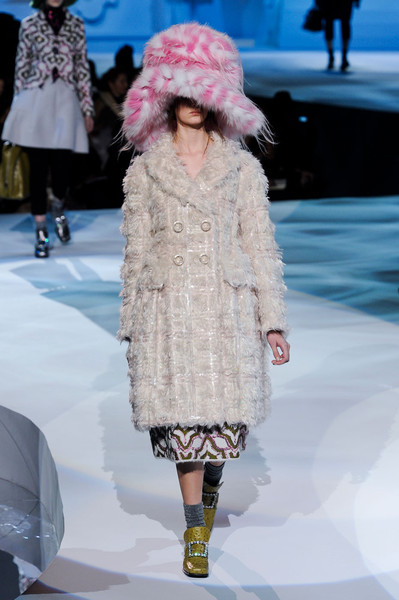 Mad Hatter: Marc Jacobs Fall 2012 - Marc Jacobs Fall 201 - stylebistro - หมวก