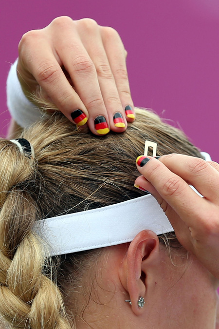 Trendy Patriotic Nail Art Inspired From Olympic 2012 - Nail - Olympic 2012 - Ideas - Tips & Tricks - Trends