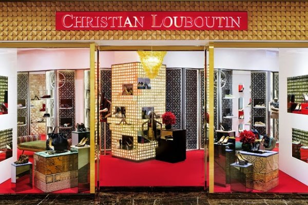 Christian Louboutin mở cửa hàng đầu tiên tại Đài Loan