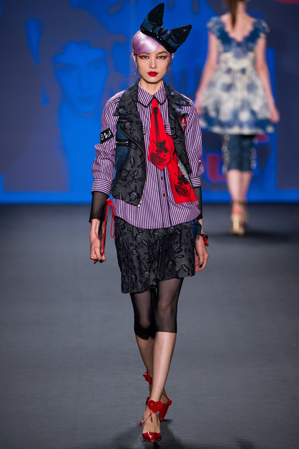 Mixed Prints and Sweet Colored Hair At Anna Sui Spring 2013 Fashion Show - Anna Sui - Fashion - Designer - Spring 2013 - Collection - Fashion Show