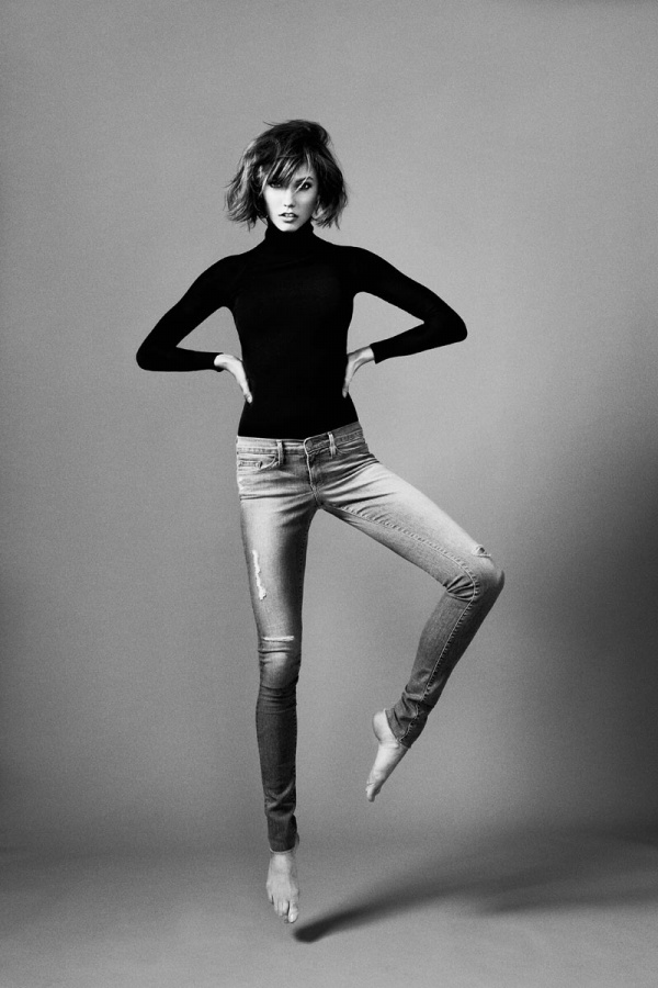 Karlie Kloss và nhãn hiệu thời trang Frame Denim cho ra mắt quần Jeans siêu dài. - Karlie Kloss - Nhà thiết kế - Tin thời trang - Thời trang nữ