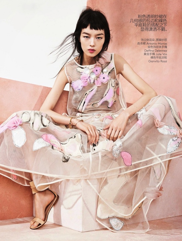 Fei Fei Sun Chụp Ảnh Bìa Cho Tạp Chí Vogue Trung Quốc Tháng 5/2014 - Người mẫu - Tin Thời Trang - Thời trang - Hình ảnh - Tạp chí - Trang bìa - Fei Fei Sun - Vogue Trung Quốc