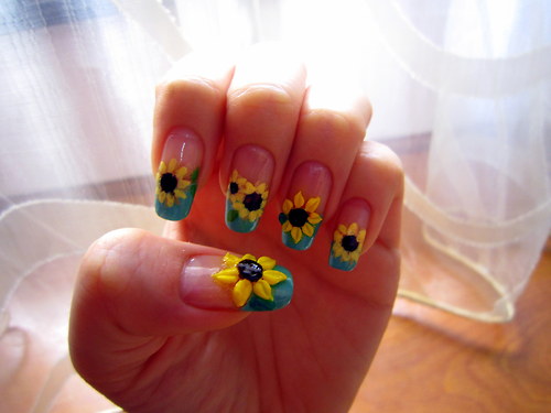 Sinh động cùng nail 3D - xu hướng - Thời trang nữ - Tư vấn - Trang trí móng - Hè 2012