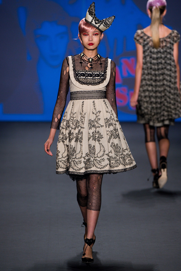 Mixed Prints and Sweet Colored Hair At Anna Sui Spring 2013 Fashion Show - Anna Sui - Fashion - Designer - Spring 2013 - Collection - Fashion Show