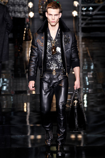 Lịch lãm và cá tính cùng BST Thu 2014 từ Versace - Versace - Thu 2014 - Thời trang nam - Bộ sưu tập - Thời trang - Nhà thiết kế