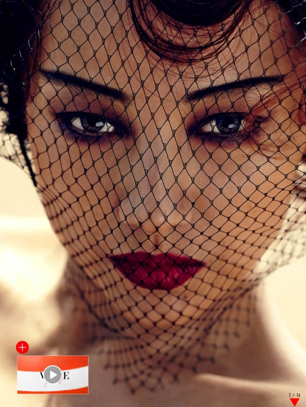 Lee Hyori đóng vai “Show Girl” trên tạp chí Vogue Hàn Quốc tháng 5/2013. - Lee Hyori - Phong cách sao - Tin thời trang - Thời trang - Thư viện ảnh
