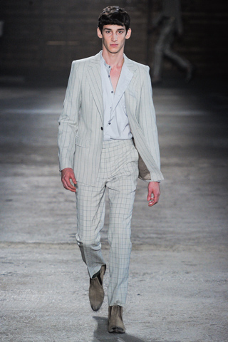 Thời trang nam cho xuân 2012 của Alexander McQueen - Thoi trang nam