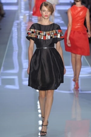 Romantic & Vintage in Christian Dior Spring 2012 - Women's Wear - Fashion Show - Christian Dior