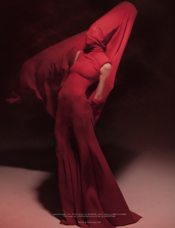 Eliza Cummings "Đỏ Toàn Tập" Trên Tạp Chí Dazed & Confused Tháng 6/2013 - Eliza Cummings - Tạp chí - Dazed & Confused - Ruth Hogben