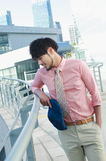 มิกซ์ แอนด์ แมทช์ แฟชั่นพิมพ์ลายของหนุ่ม ๆ - แฟชั่นเสื้อผ้า - เสื้อผ้าผู้ชาย - ชุดพิมพ์ลาย - มิกซ์ แอนด์ แมทซ์ - การแต่งตัว