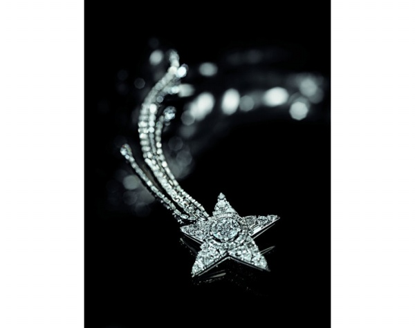 Chanel's Jewels Sparkle In New Book - Designer