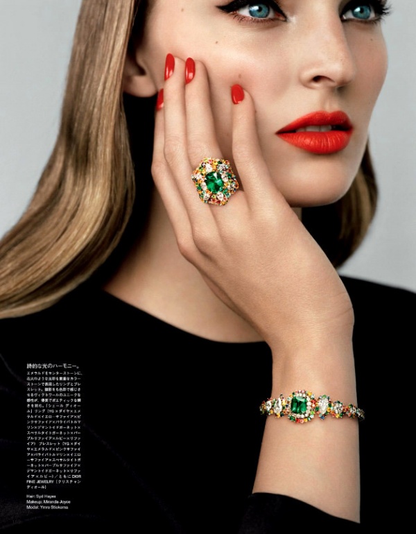 Ymre Stiekema kiêu sa cùng trang sức trang tạp chí Vogue Nhật Bản tháng 12/2013 - Ymre Stiekema - Vogue Nhật Bản - Thời trang - Người mẫu - Hình ảnh - Thư viện ảnh - Trang sức