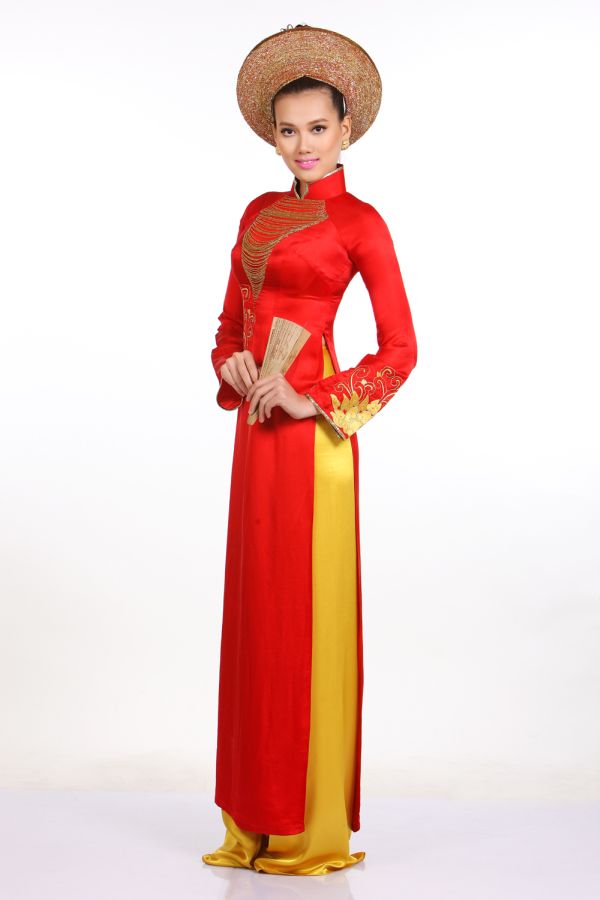 Lotus in Pearl Well - Wedding Collection of Vo Viet Chung Designer - Ao Dai - Wedding