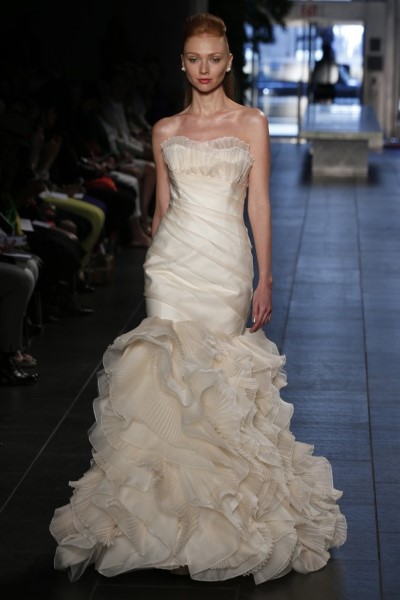 Kết hợp phong cách hiện đại và cổ điển trong BST áo cưới Hè 2014 của Rivini by Rita Vinieris - Thời trang cưới - Bộ sưu tập - Hè 2014 - Áo Cưới