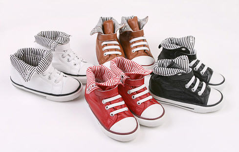 น่ารักกิ๊บเก๋ รองเท้าเด็ก สำหรับคุณหนูๆ - แฟชั่นคุณหนูๆ - รองเท้าเด็ก - แบบรองเท้าเด็ก - รองเท้าเด็กแฟชั่น
