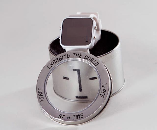 นาฬิกาข้อมือ "1:Face Watch" สุดเท่ สร้างประโยชน์ - นาฬิกา - 1:Face Watch - รองรับแรงกระแทก - มี 6 สี - รายได้มอบมูลนิธิ