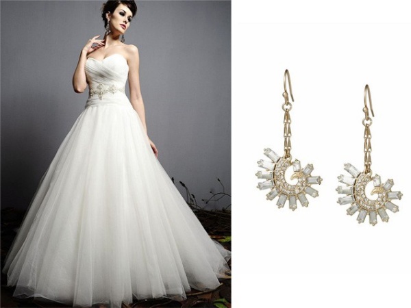 Matching Perfectly Wedding Gowns and Jewels - Wedding Gowns - Accessory - Jewels