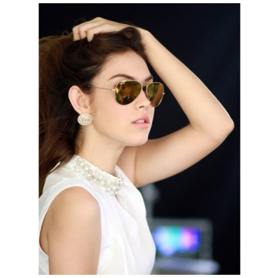 ไอเทมฮิตหน้าร้อน!! "แว่นกันแดด" สวย เริ่ด แบบซุปตาร์!! - Celeb Style - แฟชั่นดารา - แว่นตา - แว่นกันแดด - แว่นตากันแดด - แว่นสไตล์ดารา