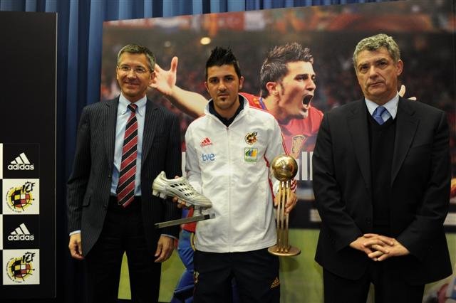 อาดิดาสผูกสัมพันธ์ฟุตบอลทีมชาติสเปน ต่อเนื่องไปอีก 7 ปี