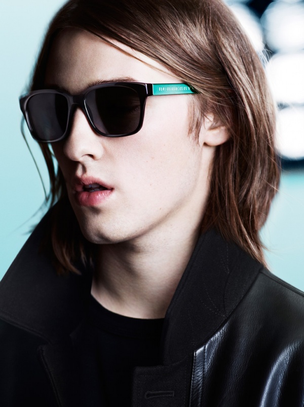 Burberry ra mắt chiến dịch quảng cáo BST mắt kính mới sành điệu - Burberry - Phụ kiện - Nhà thiết kế - Bộ sưu tập - Thời trang - Mắt Kính