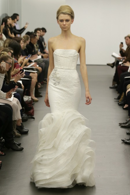 แฟชั่นชุดแต่งงานล่าสุดของ Vera Wang - แฟชั่น - แต่งหน้า - แฟชั่นดารา - แฟชั่นคุณผู้หญิง - เคล็ดลับ - เทรนด์ใหม่ - อินเทรนด์ - ความงาม - Celeb Style - นางแบบ