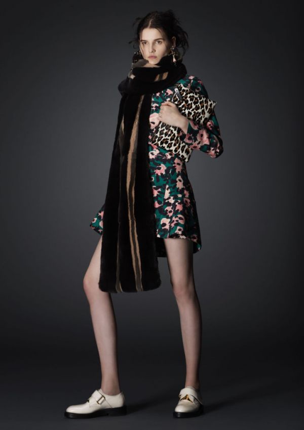 Marni tung BST sang trọng với khăn choàng lông thú - Marni - Thu 2014 - Thời trang nữ - Thời trang - Bộ sưu tập - Nhà thiết kế