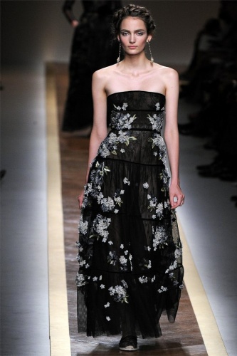 Princesses from Valentino Spring 2012 RTW - Fashion Show - Valentino