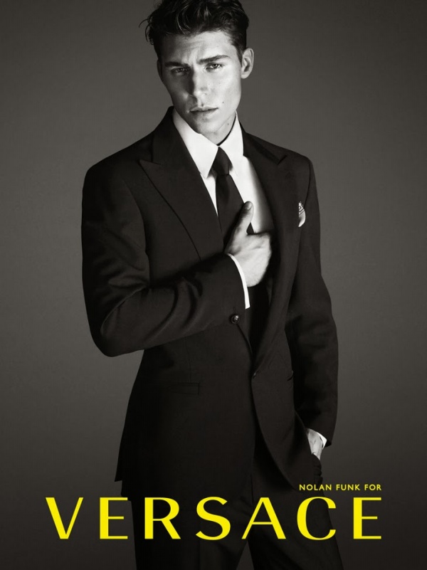 Nolan Funk hấp dẫn mọi ánh nhìn trong quảng cáo Versace Xuân/Hè 2014 - Nolan Funk - Thời trang - Tin Thời Trang - Người mẫu - Hình ảnh - Thời trang nam - Nhà thiết kế