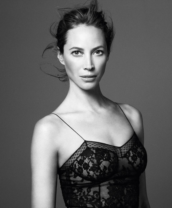 Christy Turlington Covers Harper’s Bazaar US 6-7/2013. - Christy Turlington - Fashion - Model - Fashion news