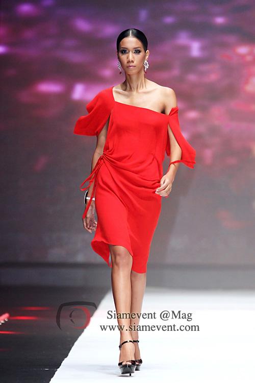 สาวม.กรุงเทพ "อาย ศรุชา" คว้า Elite Model look Thailand 2012 - นางแบบ - อีลีท โมเดล ลุค - อาย ศรุชา - คว้ารางวัลชนะเลิศ - นางแบบไทย