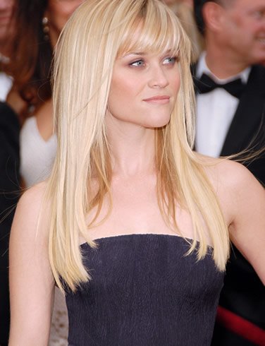 Reese Witherspoon is divattervező lesz