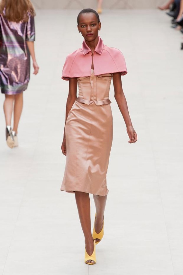 Burberry Prorsum S/S 2013 Collection - Women's Wear - Collection - Fashion - Fashion Show - Burberry Prorsum - S/S 2013