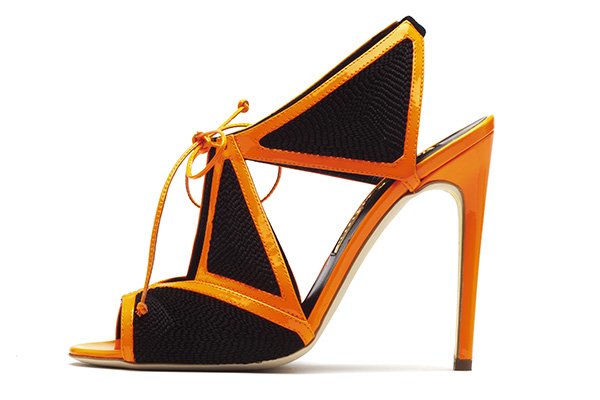 Giày đẹp nữ tính từ BST Thu Đông 2013-14 của Rupert Sanderson