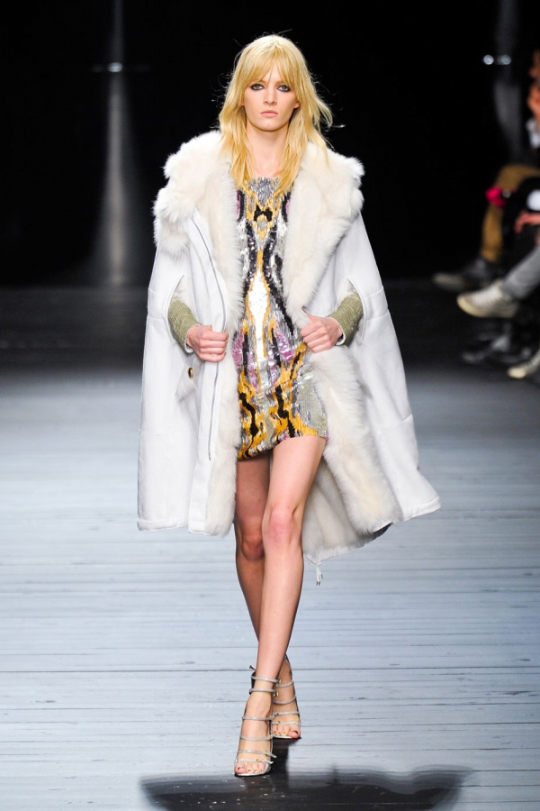 White for Elegant Winter - Fashion - Women's Wear - Winter 2012 - Tips - Trends