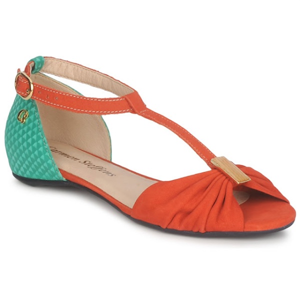 Hè sôi động cùng sandal đính đá - Thời trang nữ - xu hướng - Hè 2012 - Sandal - Giày - Giày dép