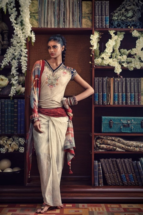 Phong cách thời trang Ấn Độ trong BST Xuân-Hè 2013 của Tarun Tahiliani - Tarun Tahiliani - Thời trang nữ - Bộ sưu tập - Xuân/Hè 2013 - Tin Thời Trang