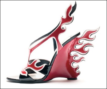 รองเท้าส้นสูงร้อน ๆ กับ "Prada Stilettos" - Prada - Stilettos - รองเท้าส้นสูง - คอลเลกชั่นรองเท้า