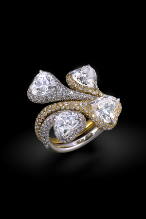 เพิ่มเสน่ห์แพรวพราว ด้วยไอเทมที่แวววาว - Accessories - เครื่องประดับ - Jewelry