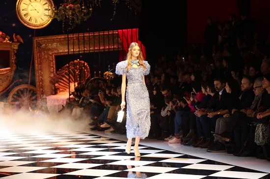 Dolce & Gabbana กับคอลเล็กชั่นสุดแฟนตาซี - คอลเลคชั่น - เทรนด์ใหม่ - แฟชั่นเสื้อผ้า - อินเทรนด์ - การแต่งตัว - เทคนิค - เคล็ดลับ - แฟชั่นคุณผู้หญิง - แฟชั่น - ดีไซเนอร์