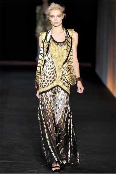 Bộ sưu tập Ready-To-Wear Xuân/Hè 2012 của Roberto Cavalli - Thời trang nữ - tuan le thoi trang - Bo suu tap - xu hướng