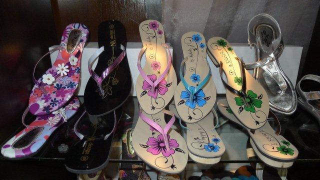 JoJo comfort of slippers - Shoes - Thailand - Sandals