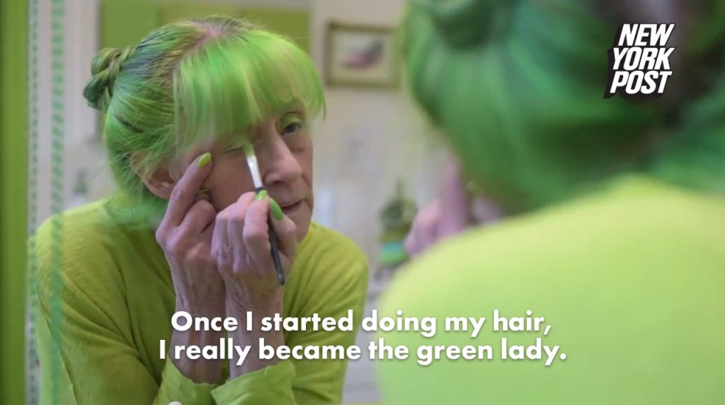 ชีวิตนี้มีแต่สีเขียว! เรื่องราวของ Green Lady วัย74 ที่คุณจะต้องหลงรัก - อินเทรนด์ - เทรนด์ใหม่ - แฟชั่นคุณผู้หญิง - แฟชั่น