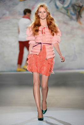 Mạnh mẽ nhưng không kém phần nữ tính với BST Patrizia Pepe Xuân / Hè 2013. - Patrizia Pepe - Xuân / Hè 2013 - Nhà thiết kế - Thời trang