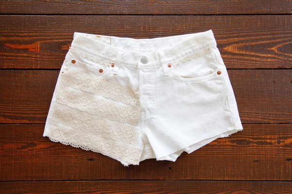 Tự Chế Quần Short Xinh Xắn Từ Quần Jean Dài - Quần short - Thời trang nữ - Thời trang - DIY - Mẹo
