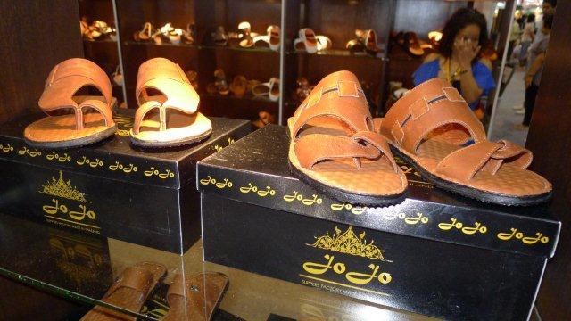 JoJo comfort of slippers - Shoes - Thailand - Sandals