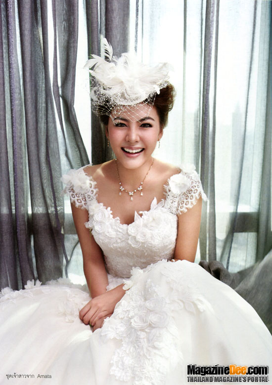 เจนี่ เทียนโพธิ์สุวรรณ กับชุดแต่งงานหวานเจี๊ยบ - เจนี่ เทียนโพธิ์สุวร - WEDDING GURU - นิตยสาร - นางแบบ