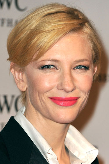 The trend pink lips of celebrities - Makeup