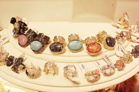 Accessories สุดแสนน่ารัก สำหรับสาวหวานๆ - เครื่องประดับ - Accessories - การแต่งตัว - ต่างหู - สร้อยคอ - แอคเซสเซอรี่แสนหวาน - เครื่องประดับผู้หญิง - Abbeaw