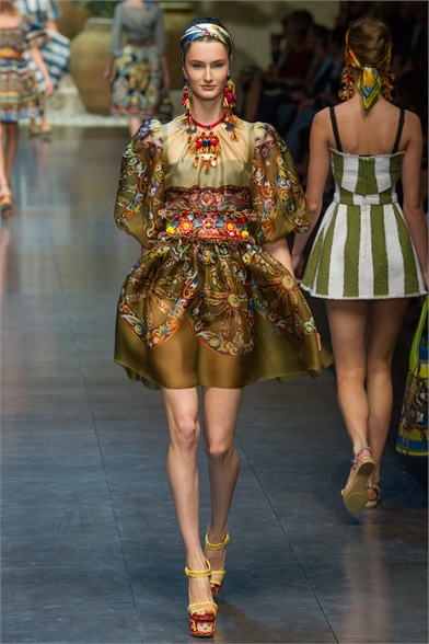 Sophisticated Dolce & Gabbana at Milan Fashion Week Spring 2013 - Dolce & Gabbana - Milan Fashion Week - Fashion news