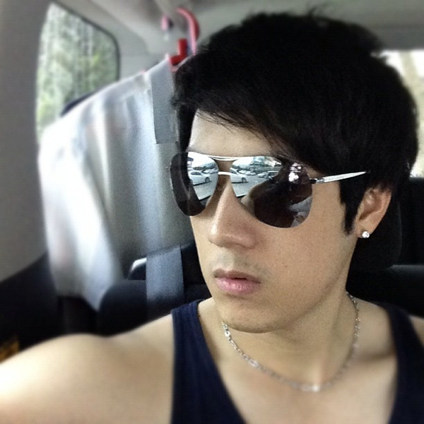 ชมคอลเลคชั่นแว่นกันแดดเท่ๆ ของเหล่าหนุ่มหล่อ - Celeb Style - แฟชั่นดารา - แว่นตา - แว่่นตากันแดด - คอลเลคชั่น